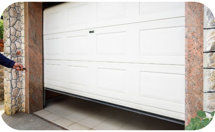 Installation de porte de garage à Meyzieu